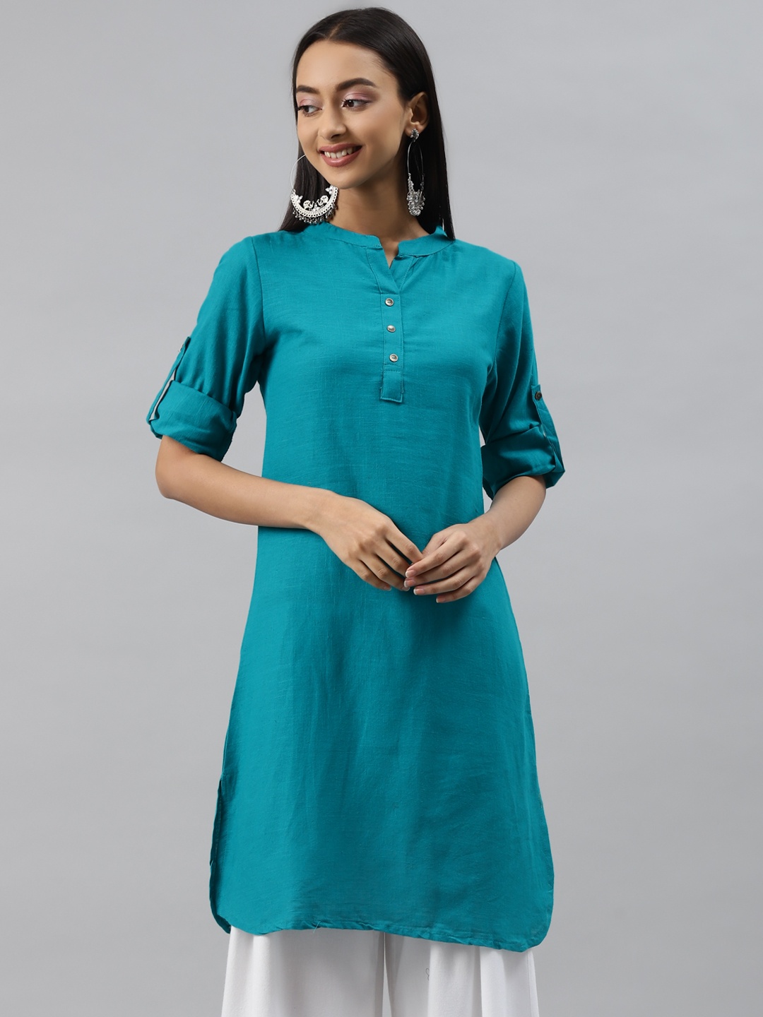 

Meeranshi Women Turquoise Blue Kurta
