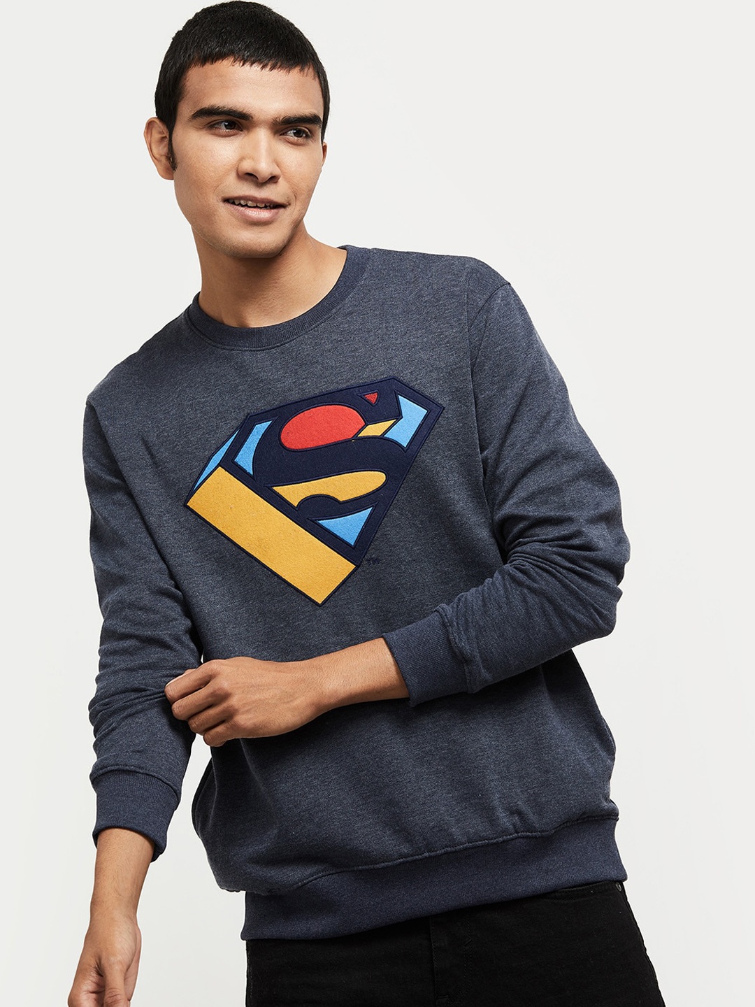 

max Men Blue Superman Printed Sweatshirt