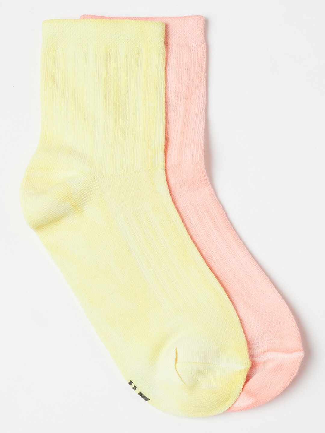 

J Style Women Yellow & Peach Set Of 2 Self-Striped Socks