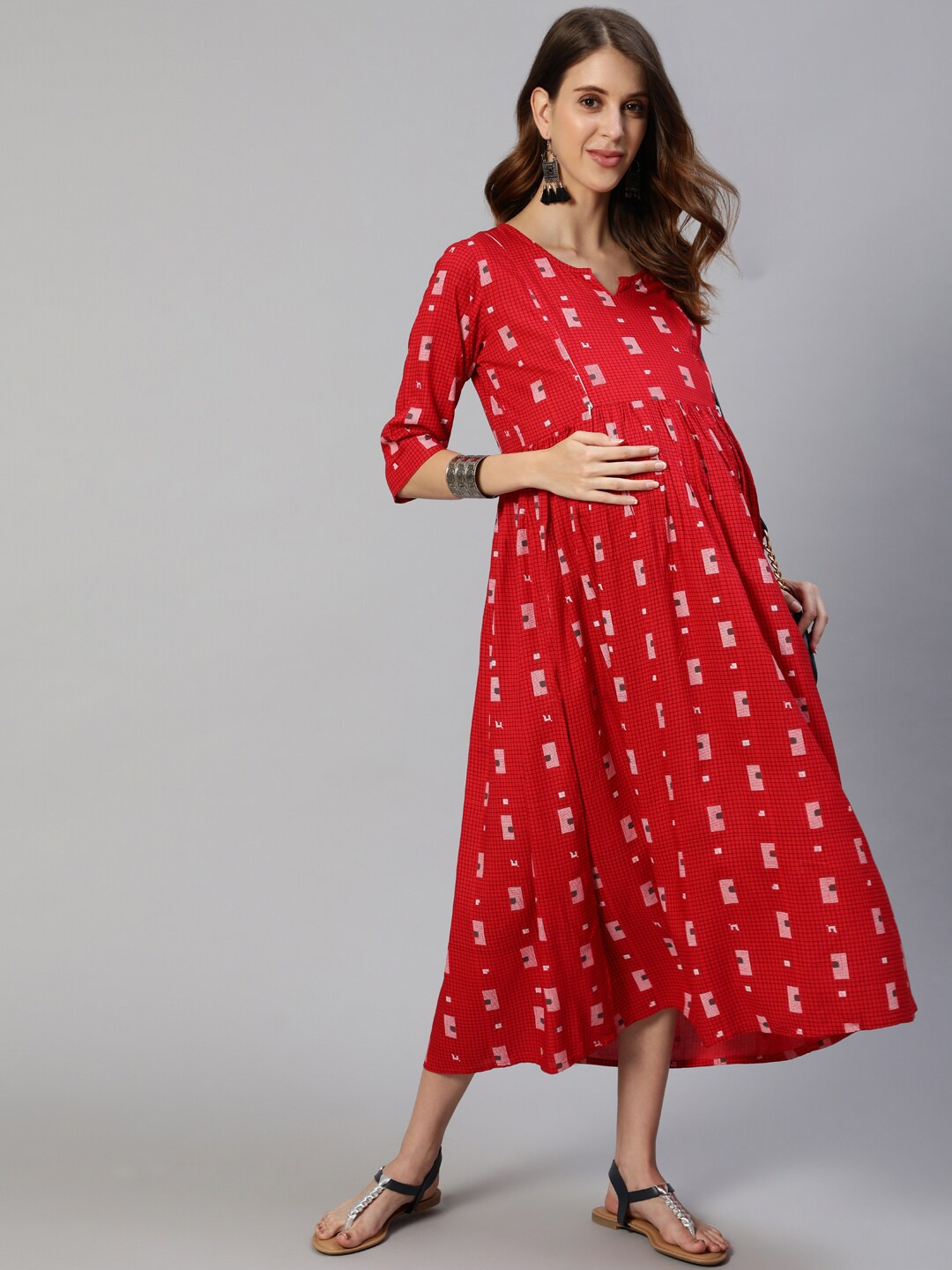 

Anubhutee Red Geometric Printed Maternity Fit & Flare Midi Dress