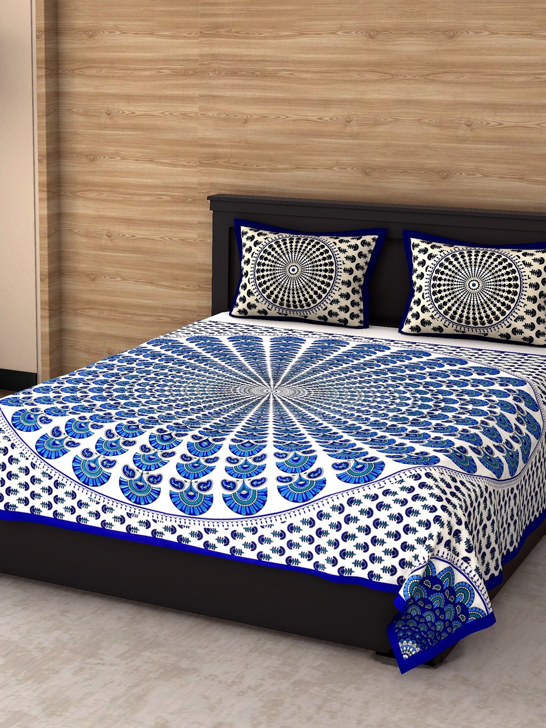 

Varde White & Blue Ethnic Motifs 104 TC Queen Bedsheet with 2 Pillow Covers