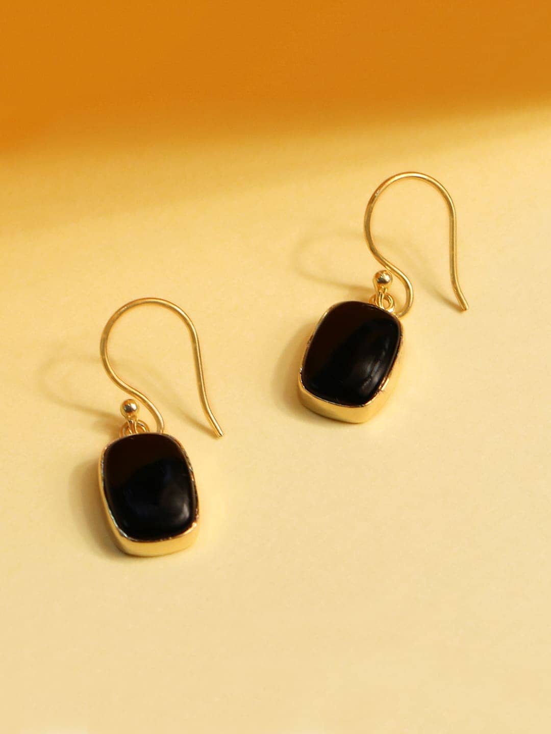 

Mikoto by FableStreet Gold-Toned Geometric Drop Earrings