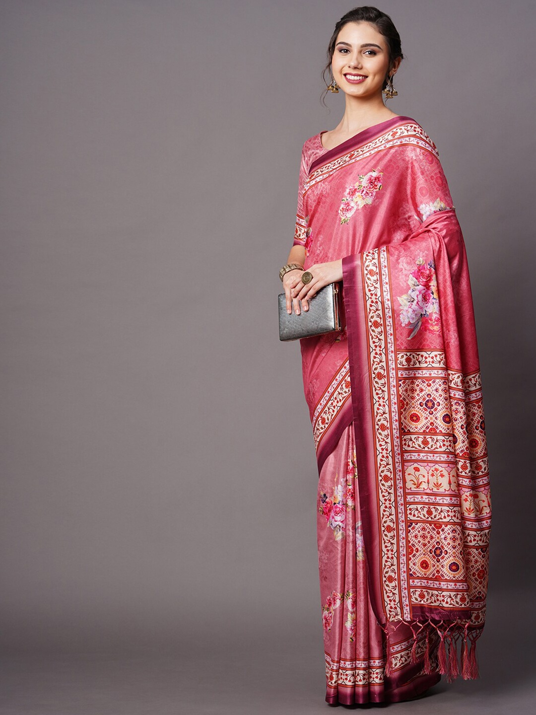 

Mitera Pink & White Floral Printed Silk Blend Saree