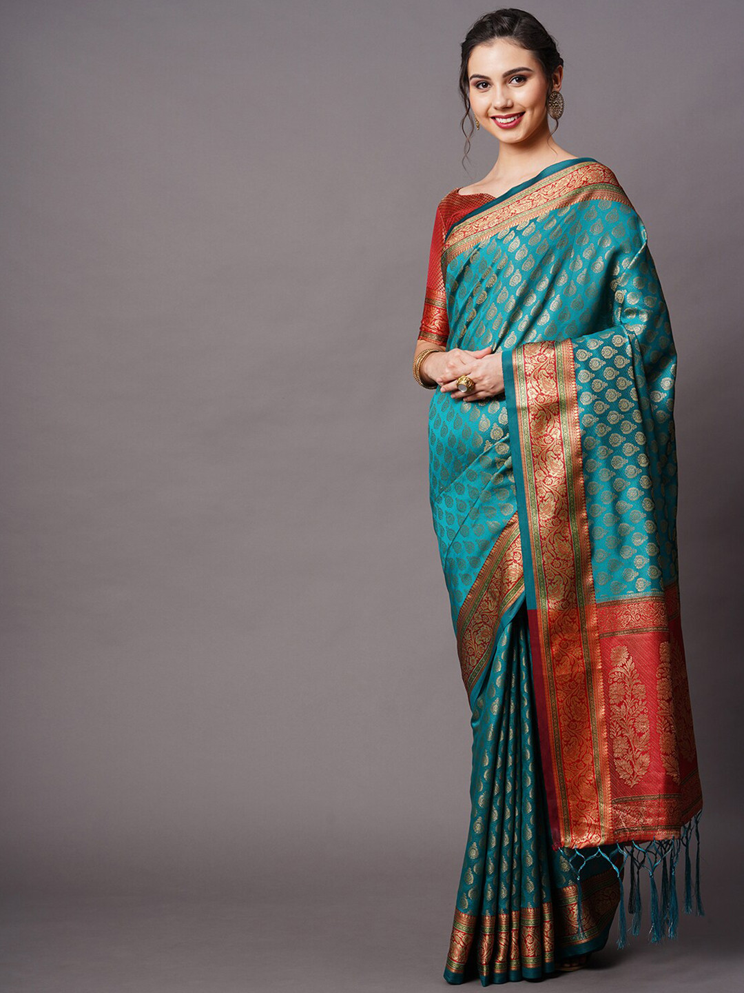 

Mitera Teal & Red Gold-Toned Ethnic Motifs Silk Blend Saree
