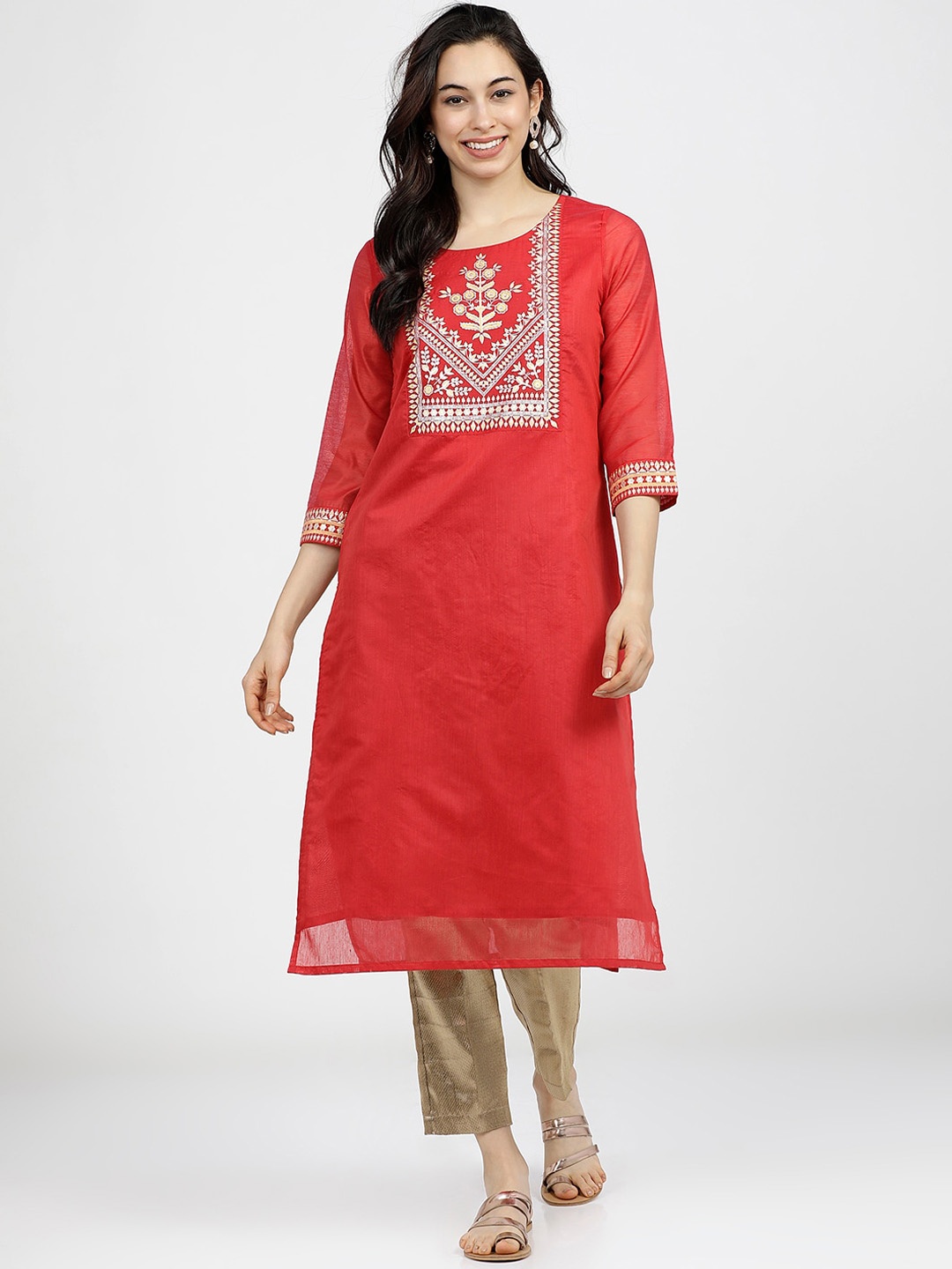 

Vishudh Women Red & Off White Ethnic Motifs Yoke Design Kurta