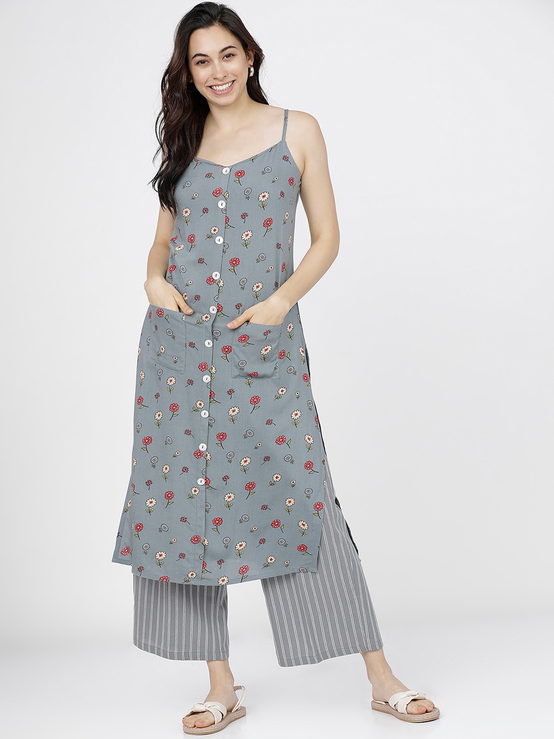 

Vishudh Women Grey & Red Printed Panelled Kurta With Palazzos