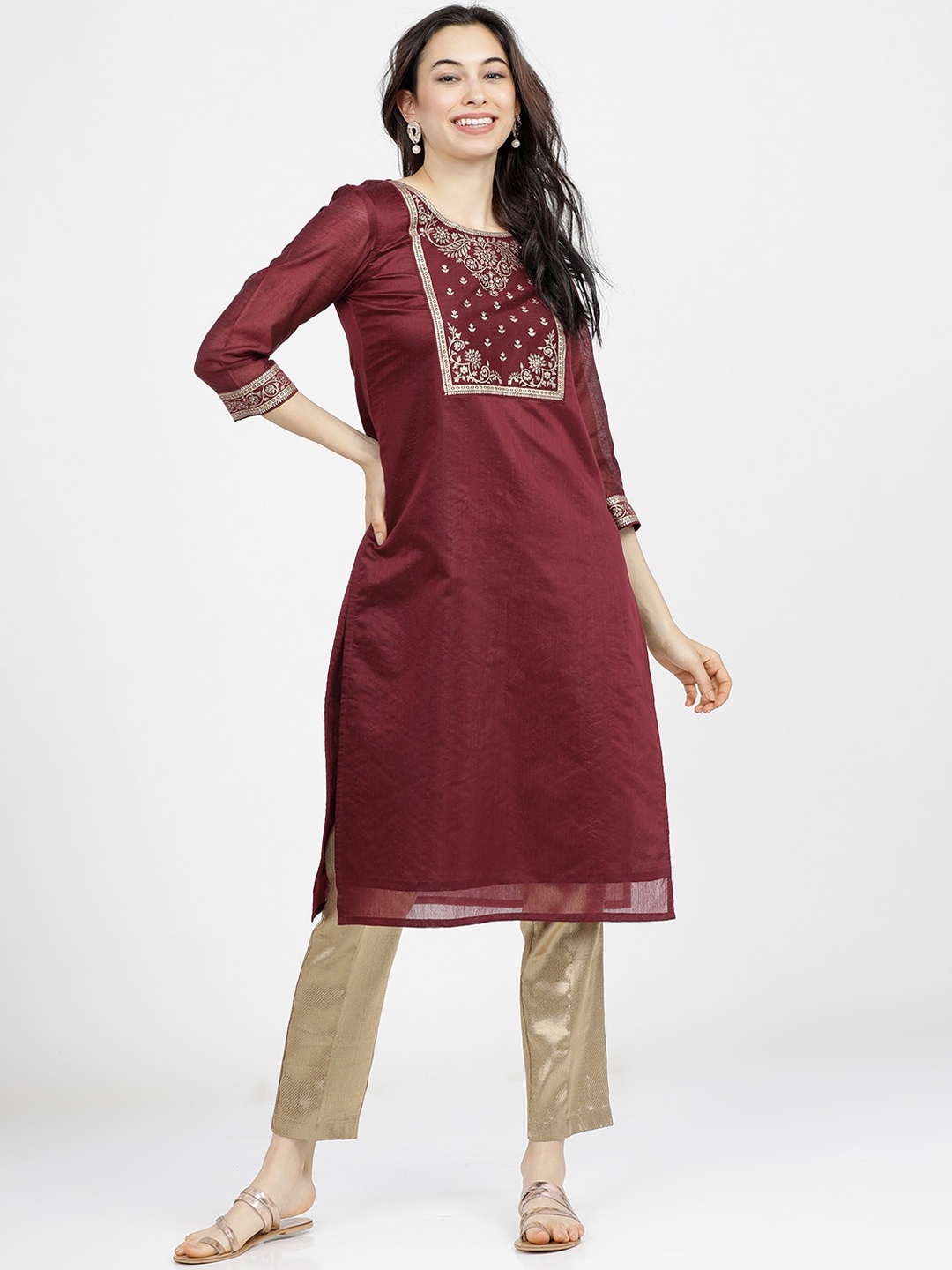 

Vishudh Women Maroon & Off White Ethnic Motifs Yoke Design Kurta