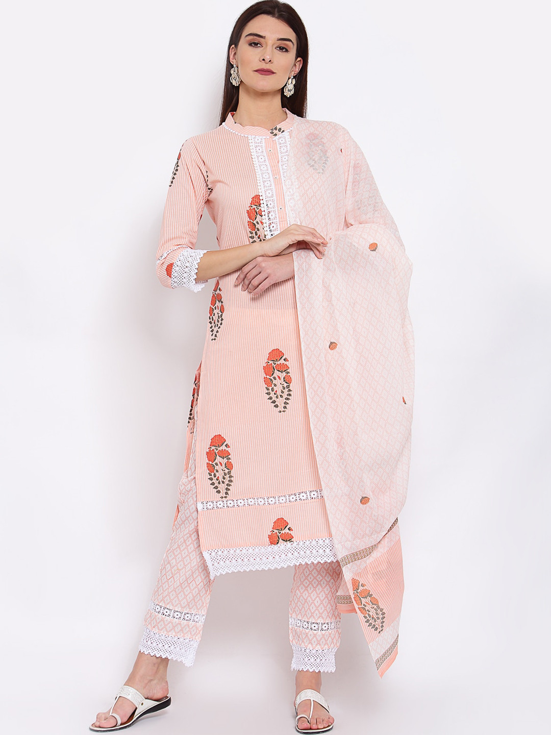 

Yuris Women Peach-Coloured & Red Floral Printed Pure Cotton Kurta With Trousers & Dupatta