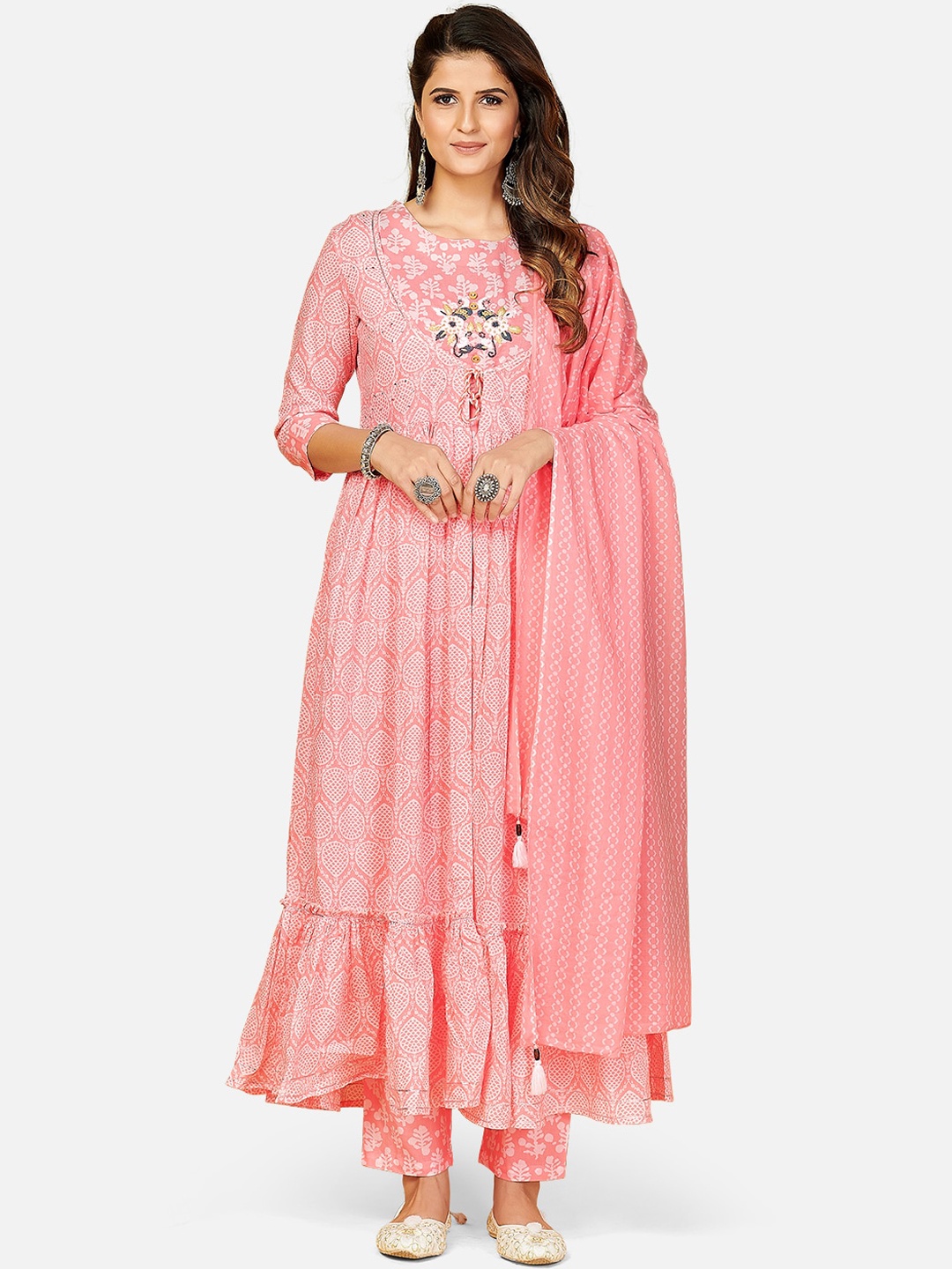 

Vbuyz Women Pink Embroidered Regular Thread Work Pure Cotton Kurti with Churidar & With Dupatta