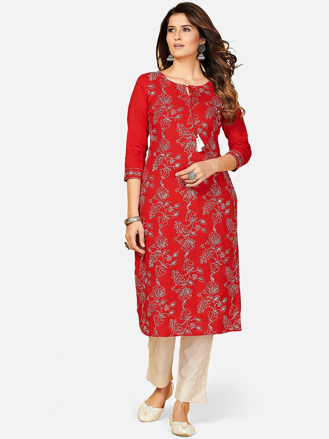 

Vbuyz Women Red Embroidered Kurta