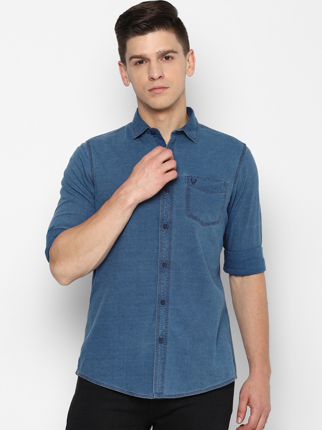 

Allen Solly Sport Men Blue Opaque Denim Casual Shirt