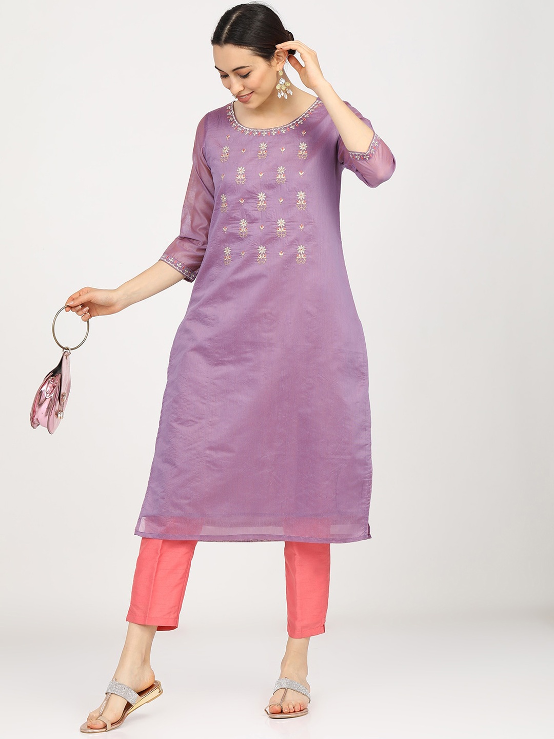 

Vishudh Women Mauve Ethnic Motifs Embroidered Straight Kurta