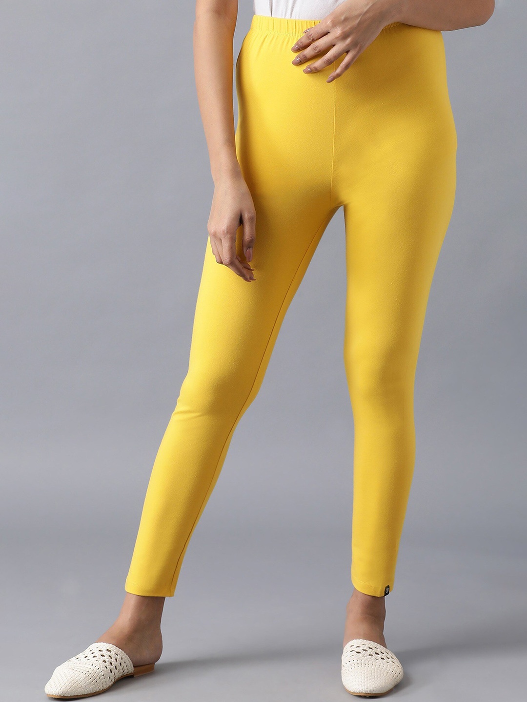 

elleven Women Yellow Solid Ankle Length Leggings