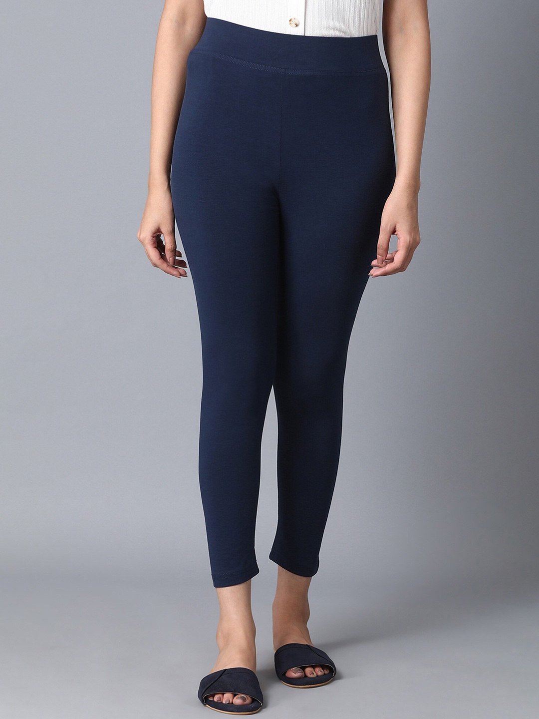 

elleven Women Navy Blue Solid Ankle Length Leggings