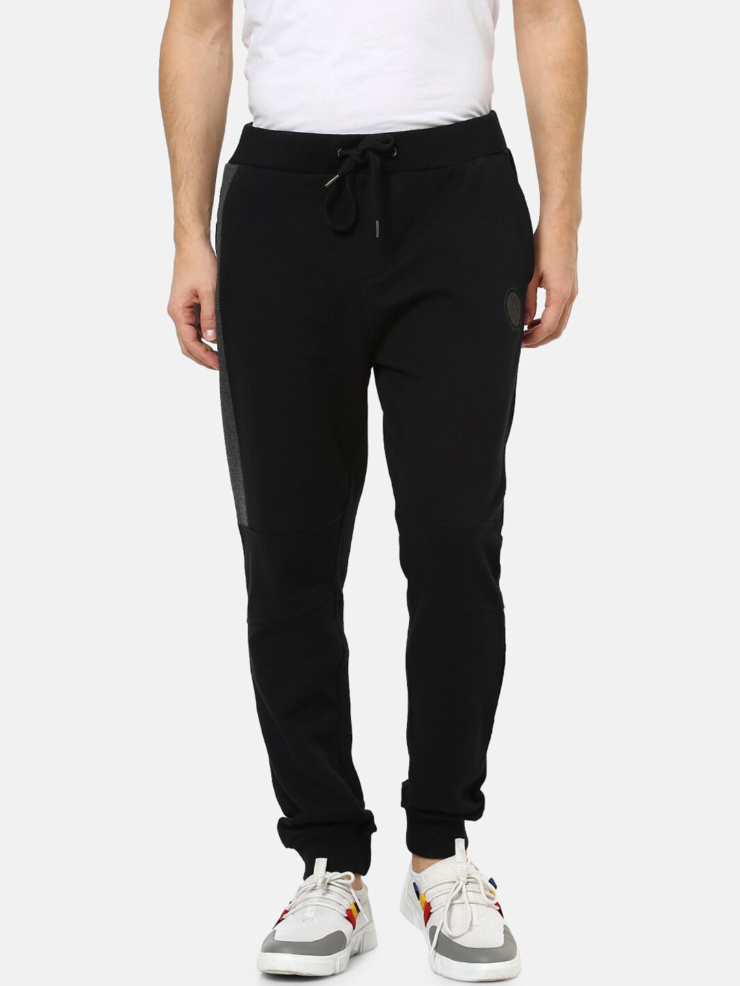 

FIDO DIDO Men Black Solid Pure Cotton Slim-Fit Joggers