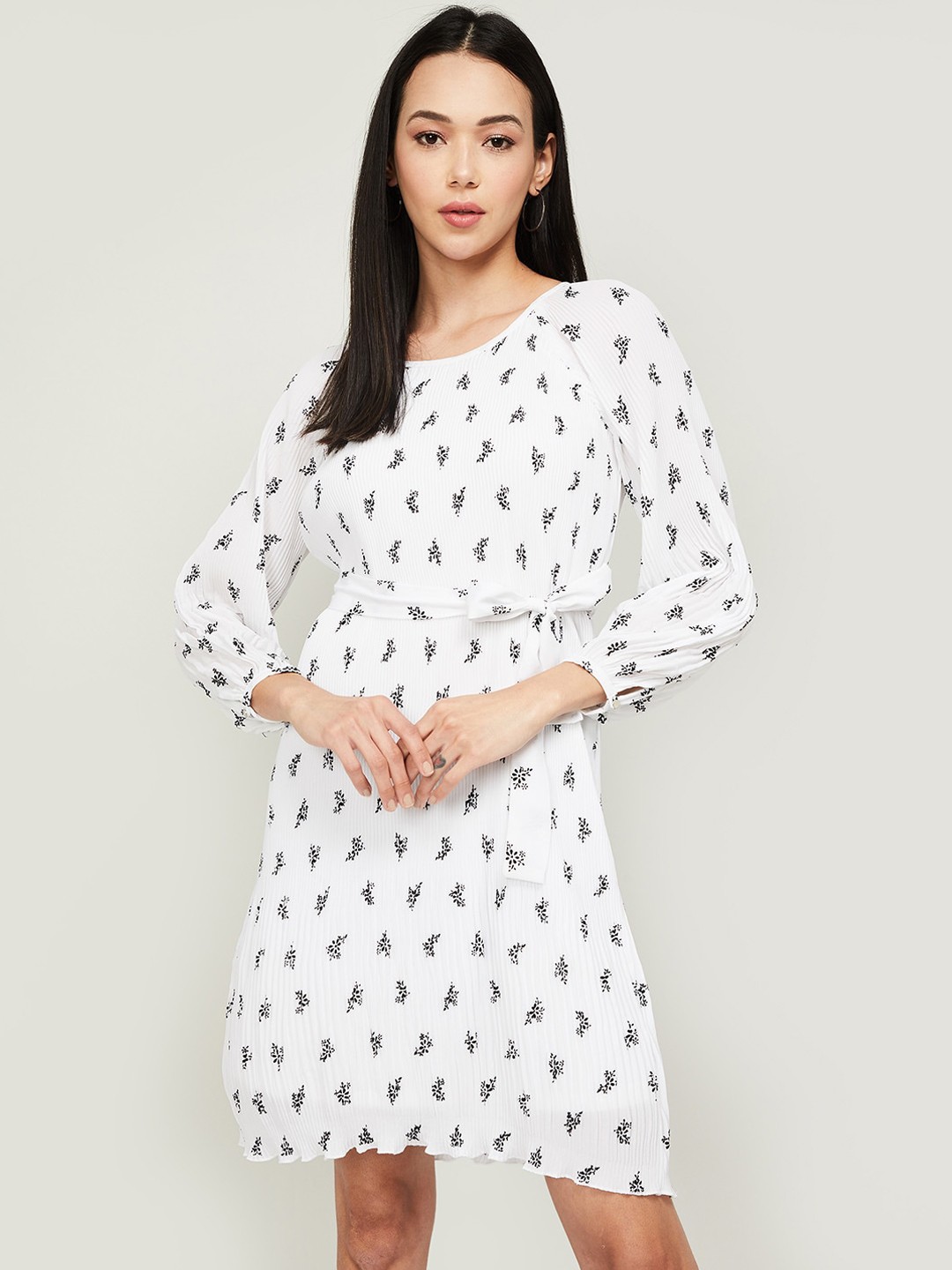 

CODE by Lifestyle White Floral Dress