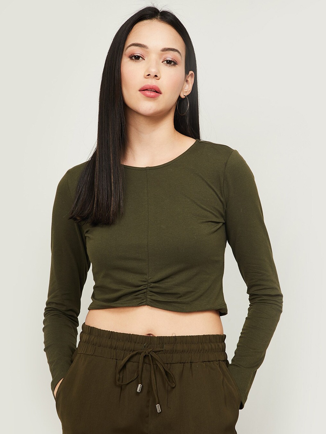 

Ginger by Lifestyle Olive Green Solid Regular Crop Top