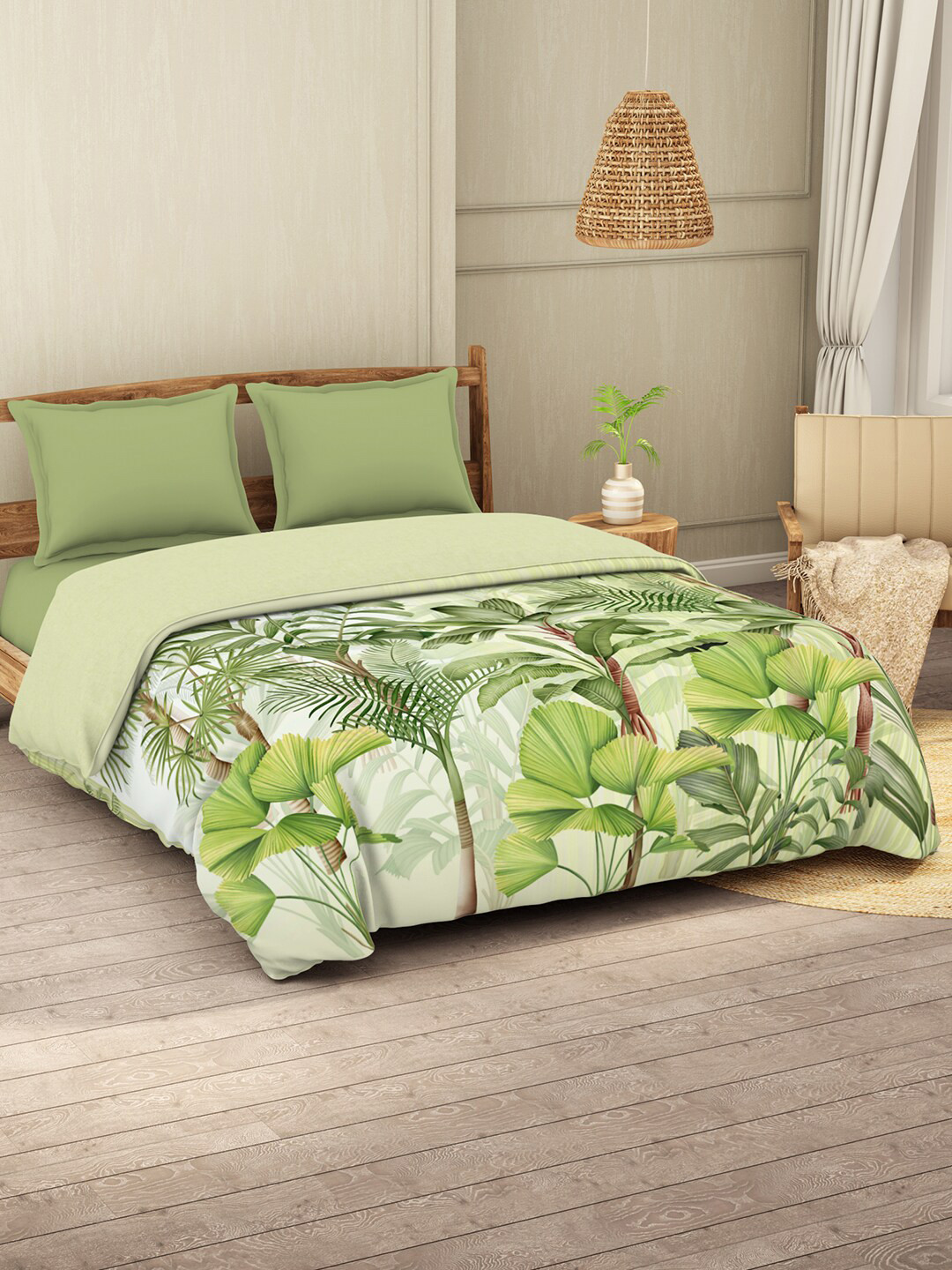 

SPACES Green Floral Printed Pure Cotton AC Room 210 GSM Double Bed Quilt