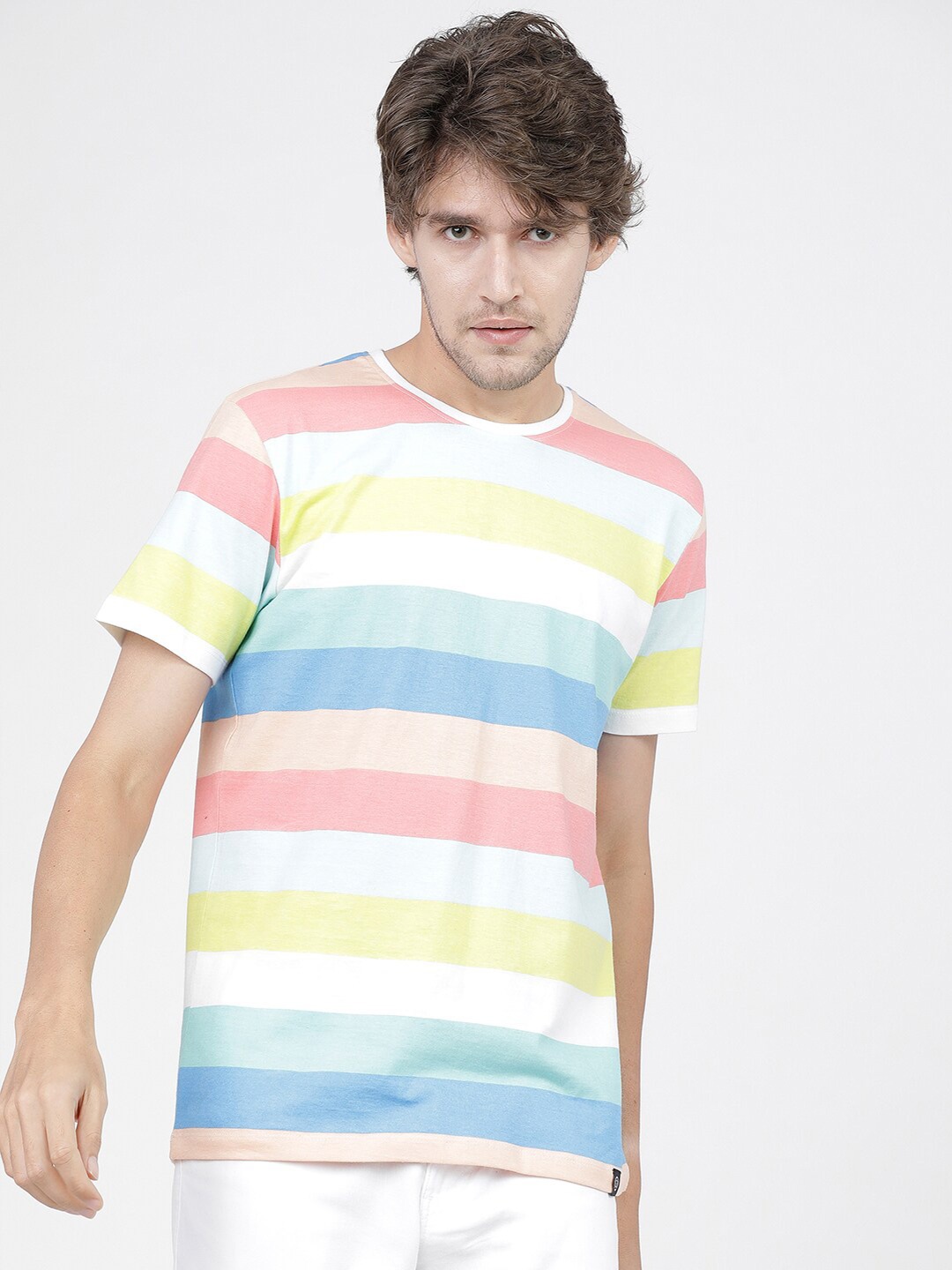 

LOCOMOTIVE Men White Multi Striped Slim Fit T-shirt