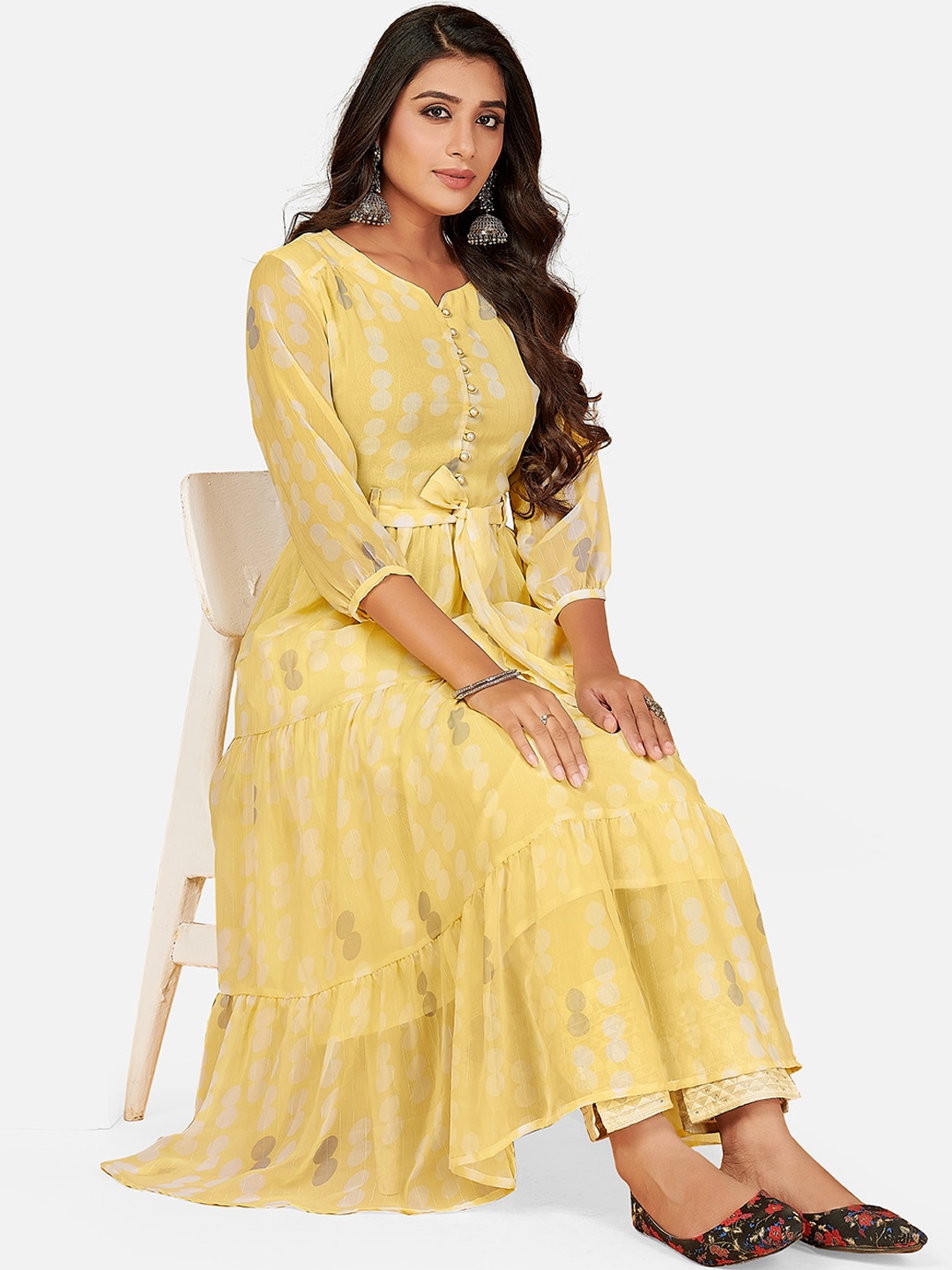 

Vbuyz Women Yellow Printed Georgette Anarkali Kurta