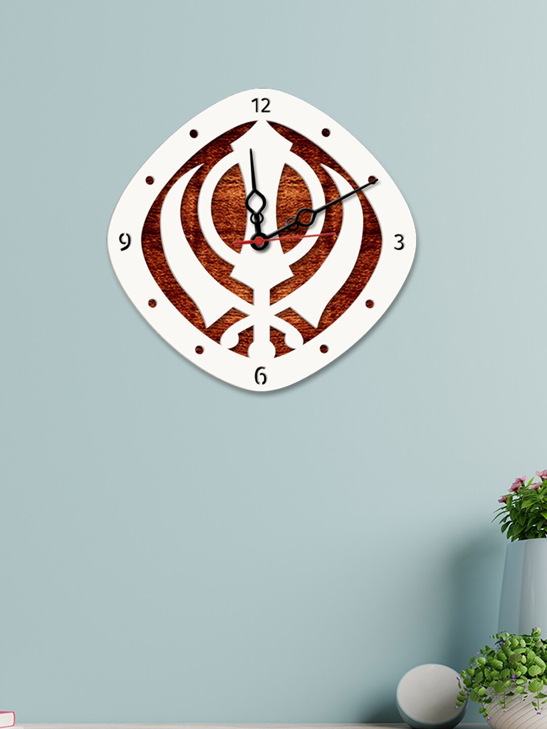 

WALLMANTRA White & Brown Textured Geometric Contemporary Wall Clock
