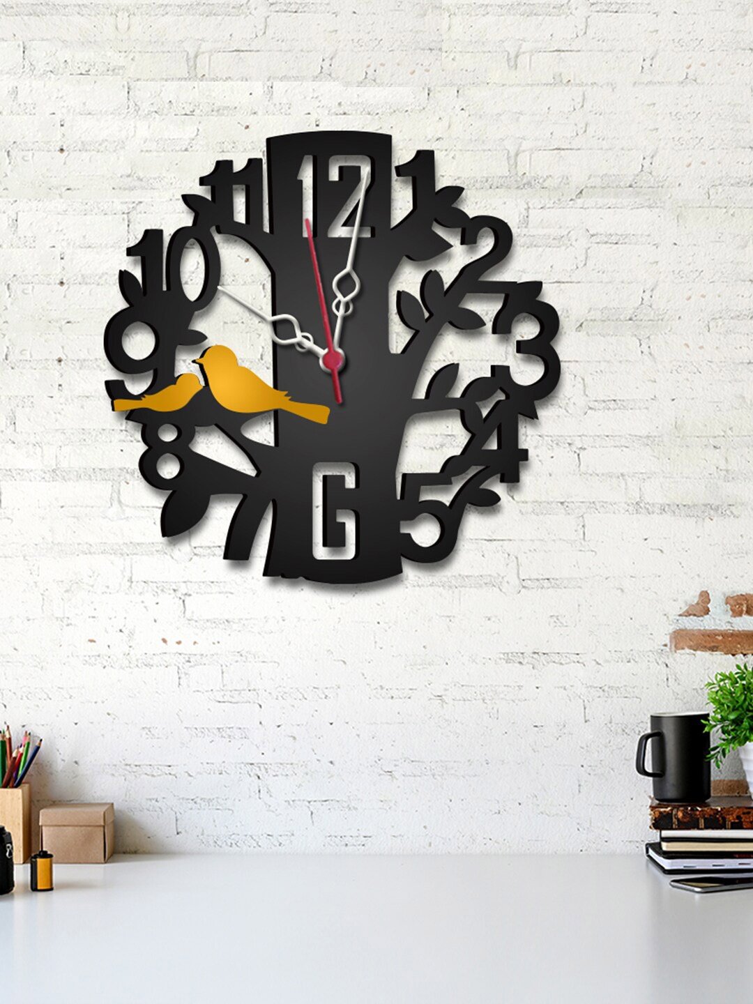 

WALLMANTRA Black & Yellow Abstract Shaped Tree Nest Contemporary Wall Clock