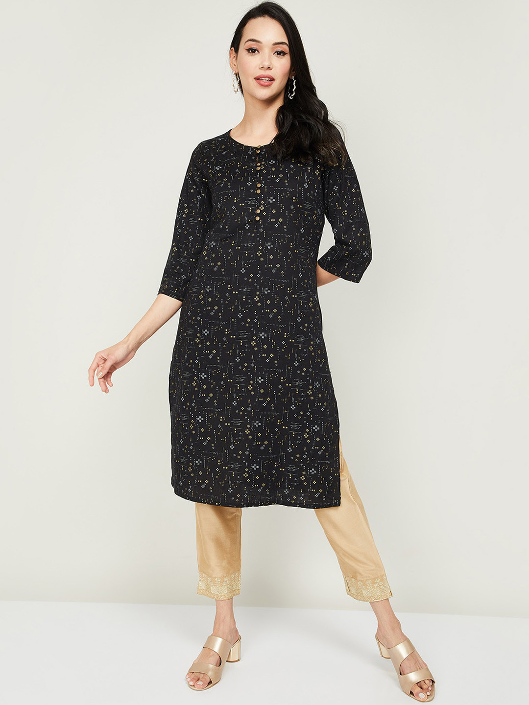 

Melange by Lifestyle Women Black & White Geometric Kurta