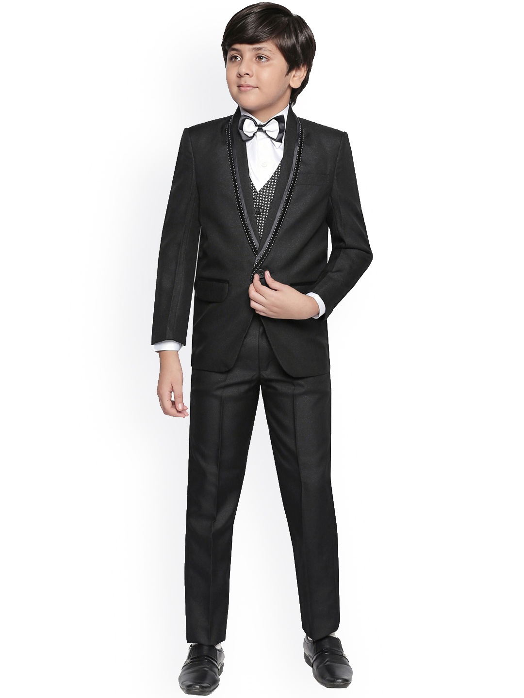 

Jeetethnics Boys Black 4-Piece Single-Breasted Suit