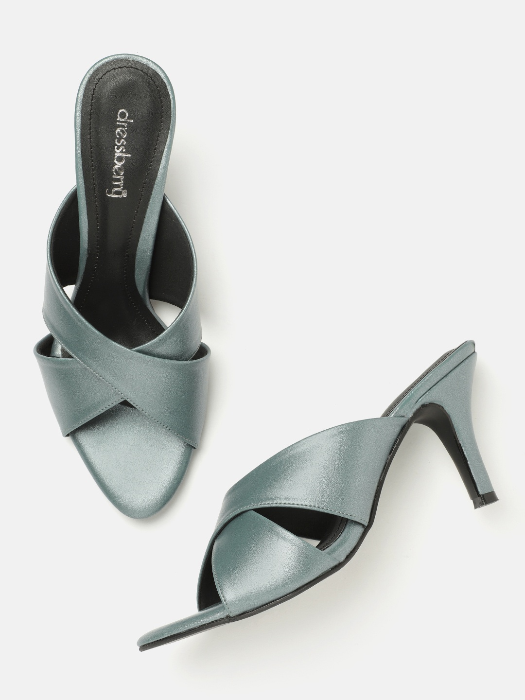 

DressBerry Green Solid Handcrafted Heels