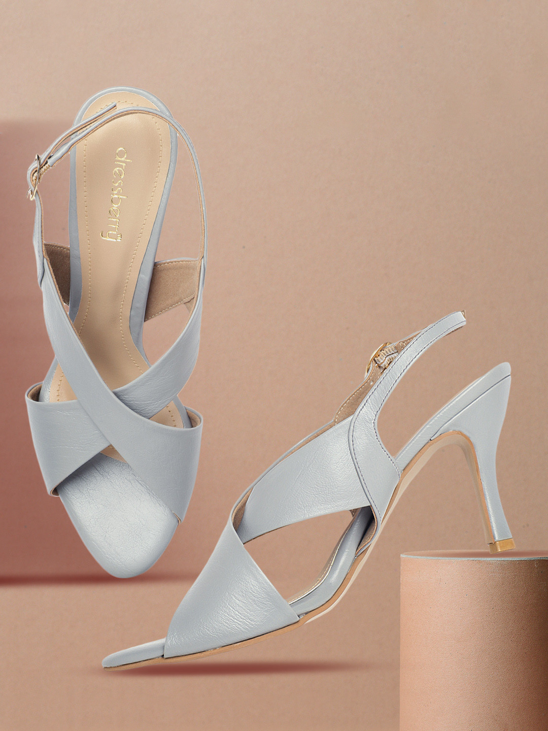 

DressBerry Grey Solid Handcrafted Heels