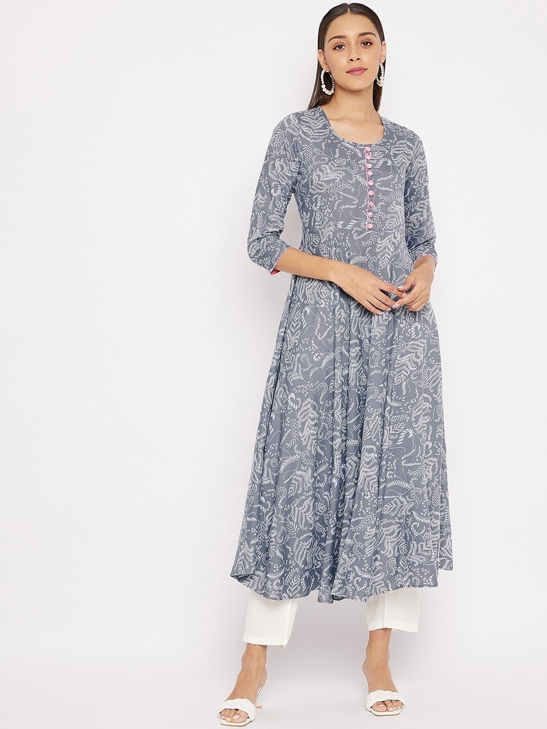 

Tissu Women Grey & White Floral Printed Floral Anarkali Kurta