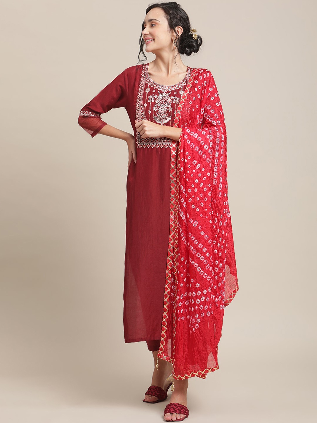 

Varanga Women Maroon Floral Yoke Design Regular Kurta with Trousers & With Dupatta