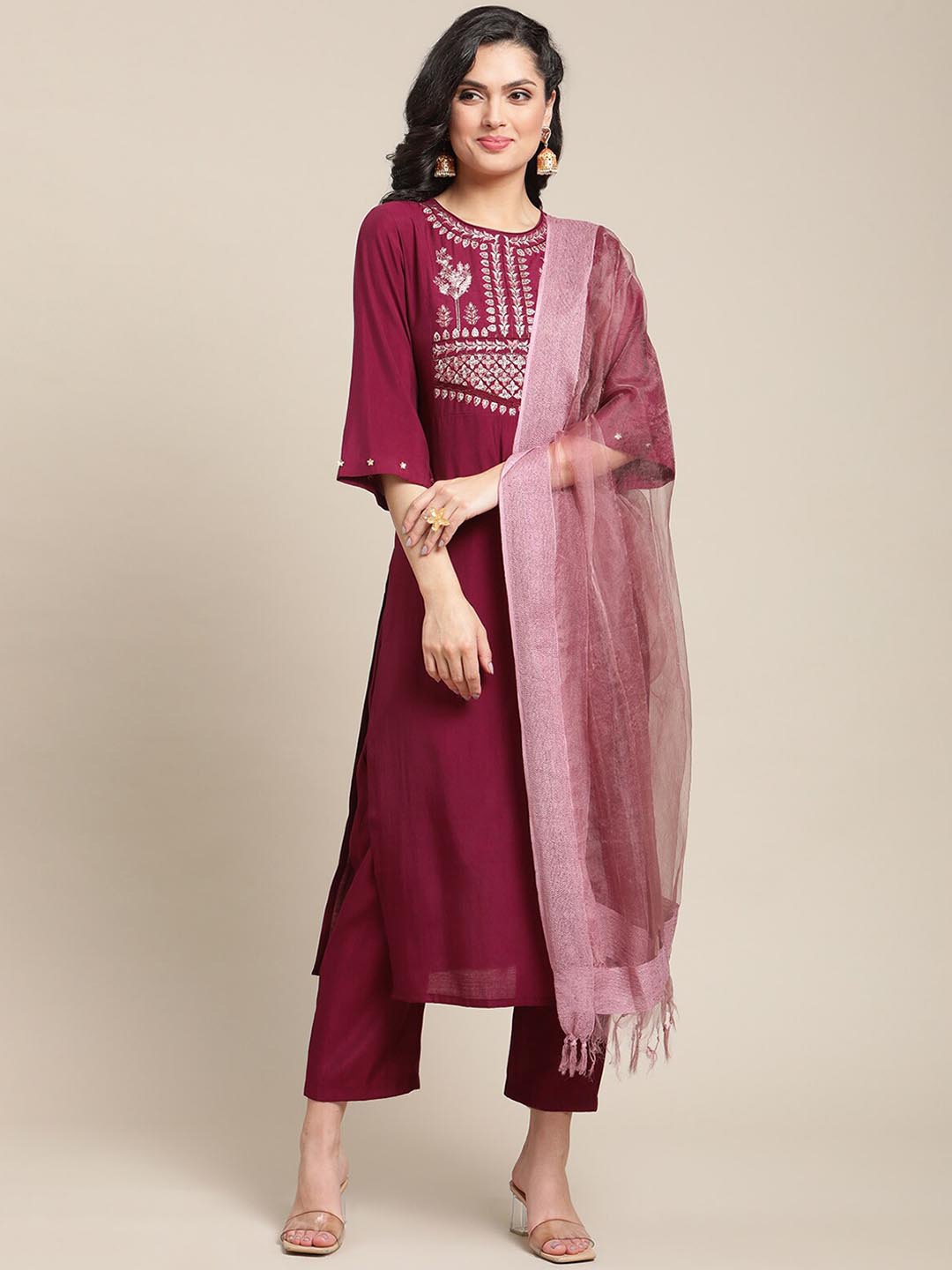 

Varanga Women Magenta Floral Yoke Design Regular Thread Work Kurta with Trousers