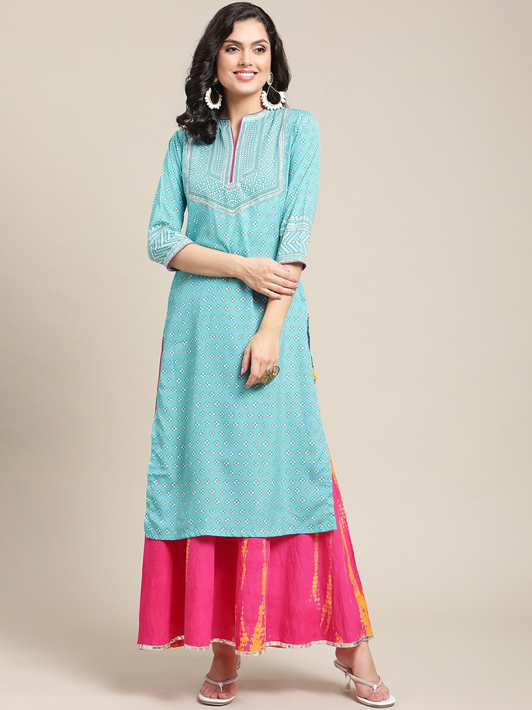 

Varanga Women Turquoise Blue Bandhani Printed Straight Kurta