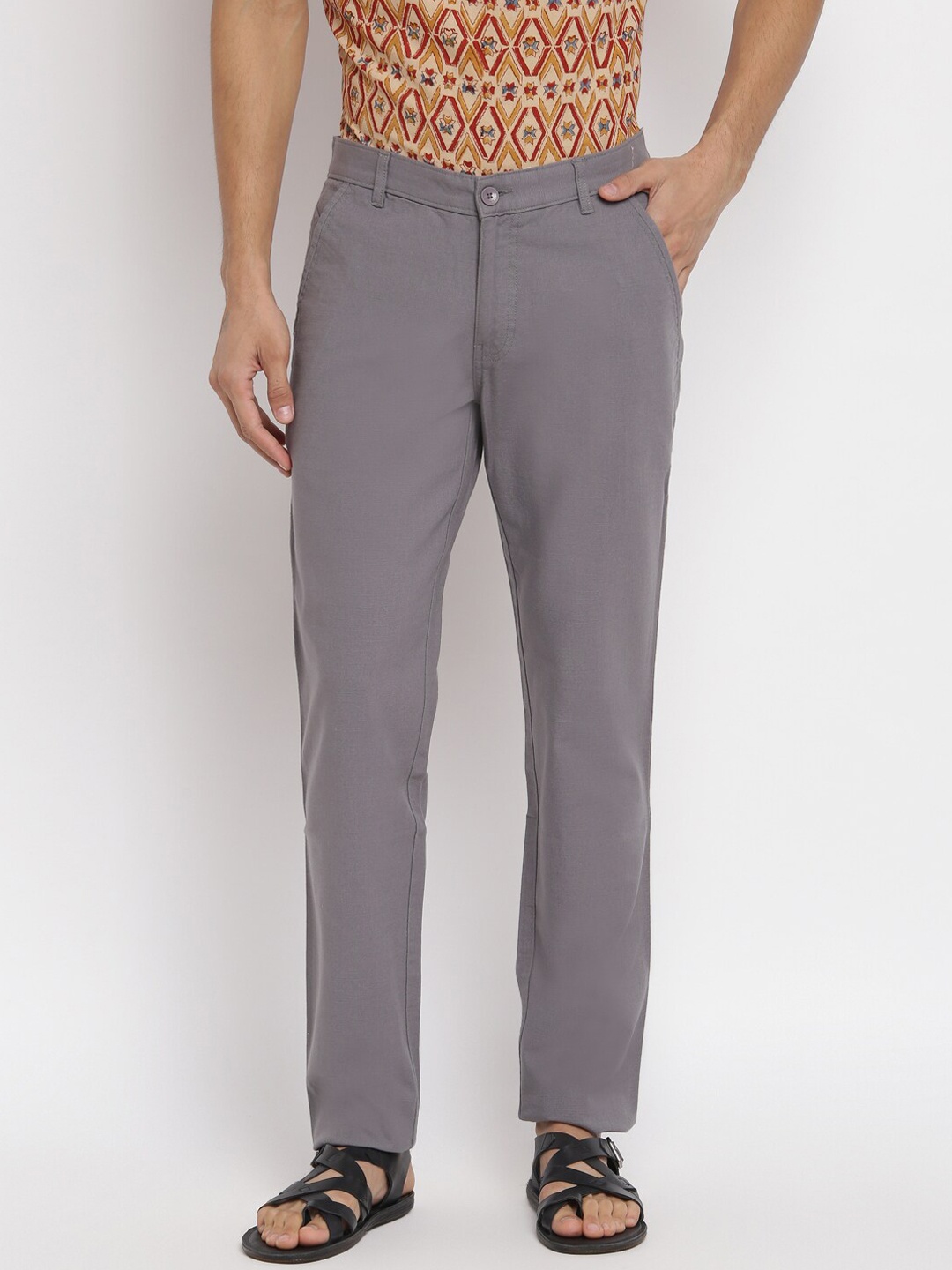 

Fabindia Men Grey Solid Regular Trousers