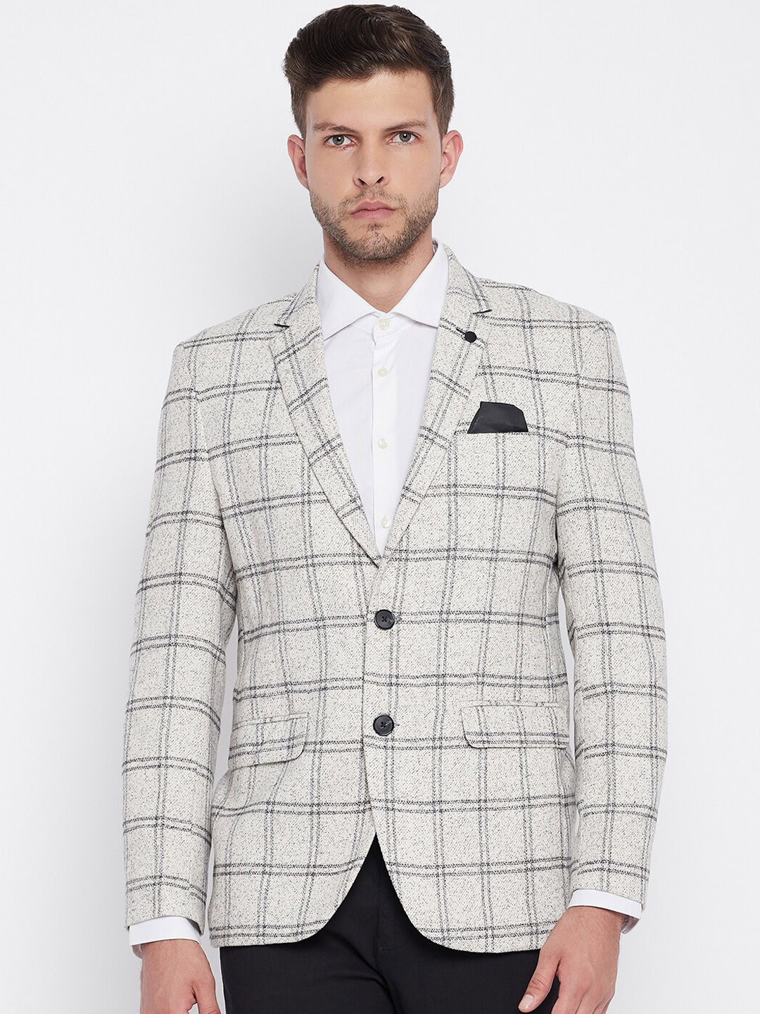 

Crimsoune Club Men Cream & Black Checked Notched Lapel Blazer