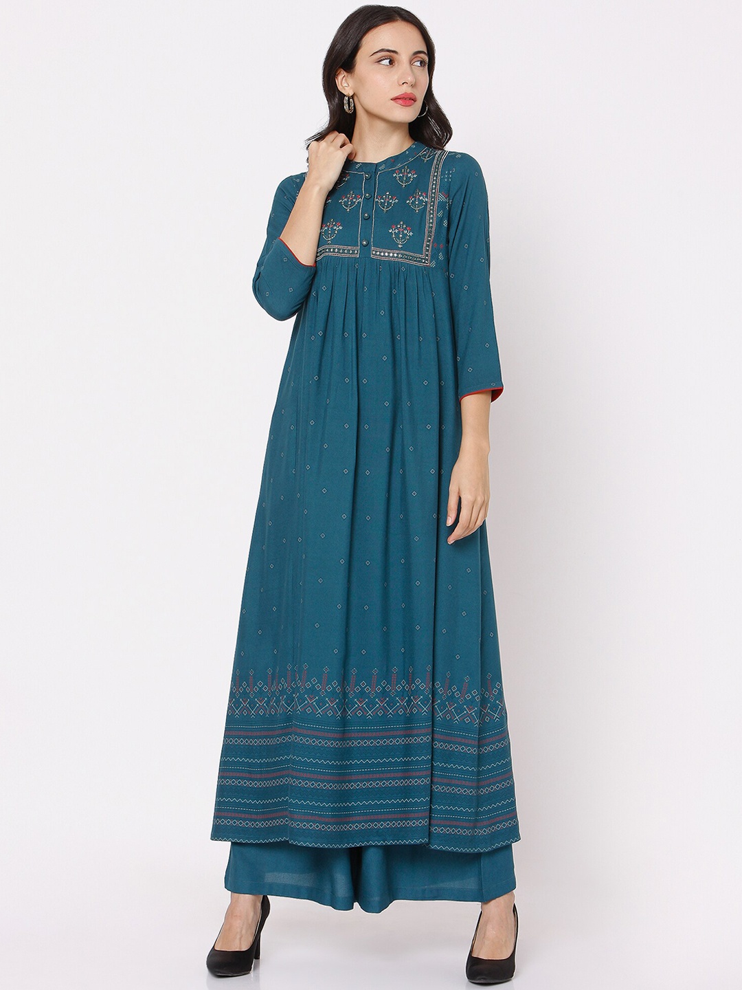 

Ojas Designs Women Blue Floral Embroidered Layered Kurta with Palazzos