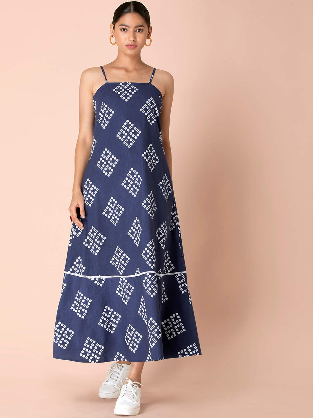 

Earthen BY INDYA Blue & White Bandhani Printed Cotton A-Line Maxi Dress