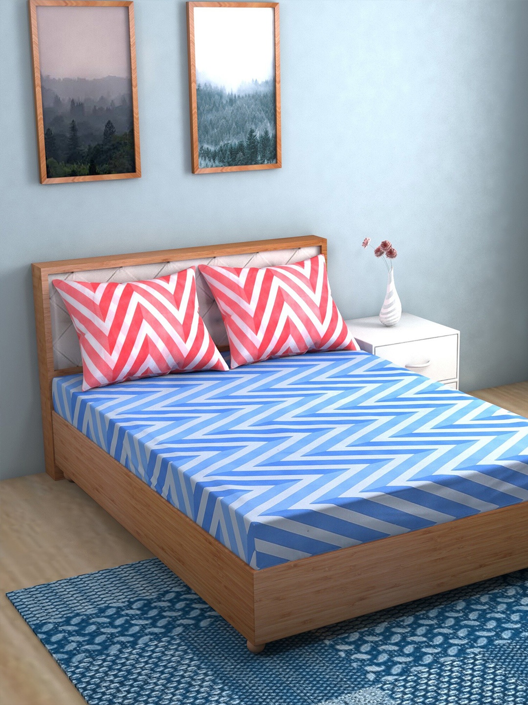 

TAG 7 Blue Geometric Printed Cotton 144 TC King Bedsheet with 2 Pillow Covers