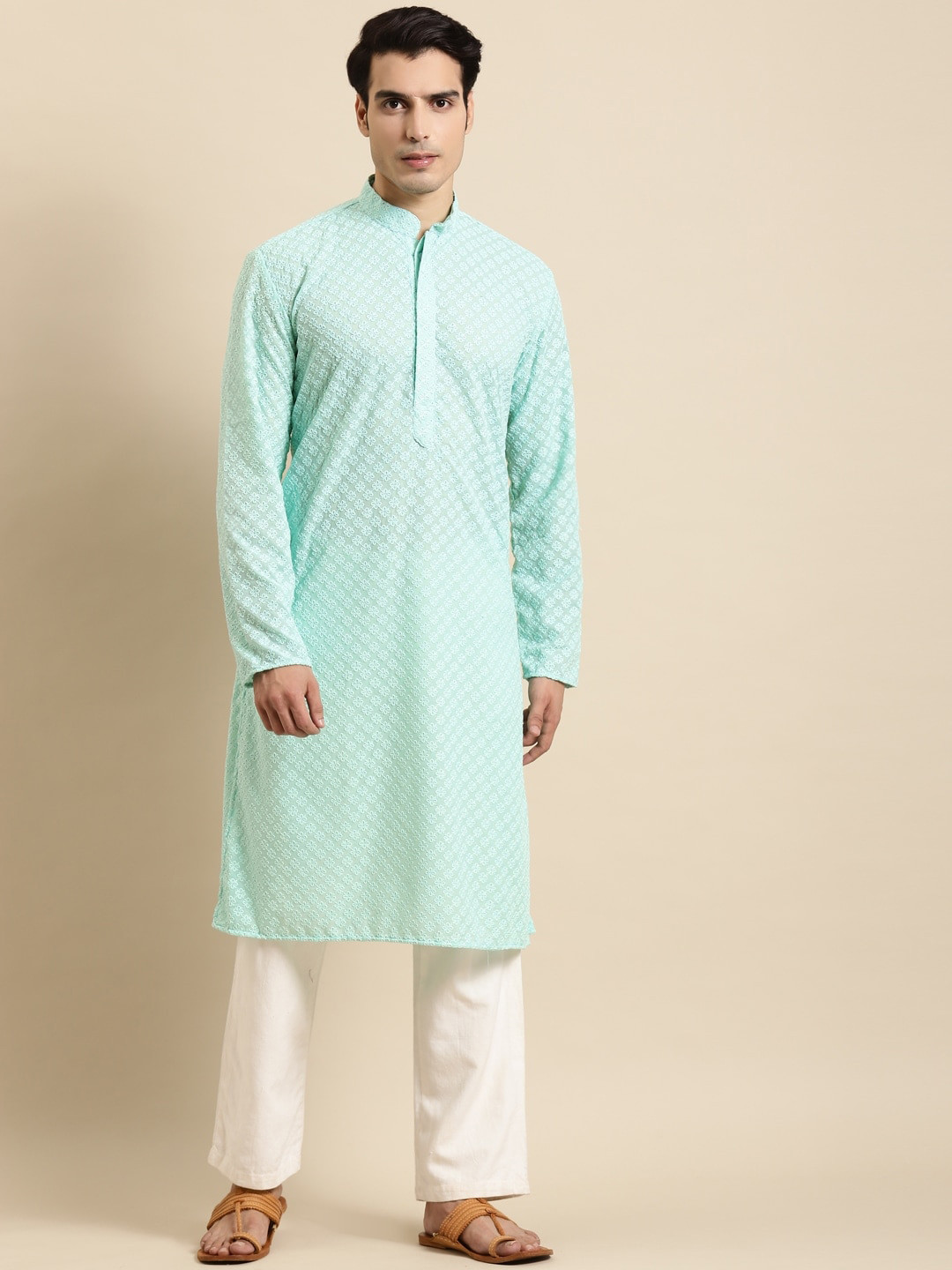 

RAJUBHAI HARGOVINDAS Men Blue & White Regular Chikankari Pure Cotton Kurta with Pyjamas