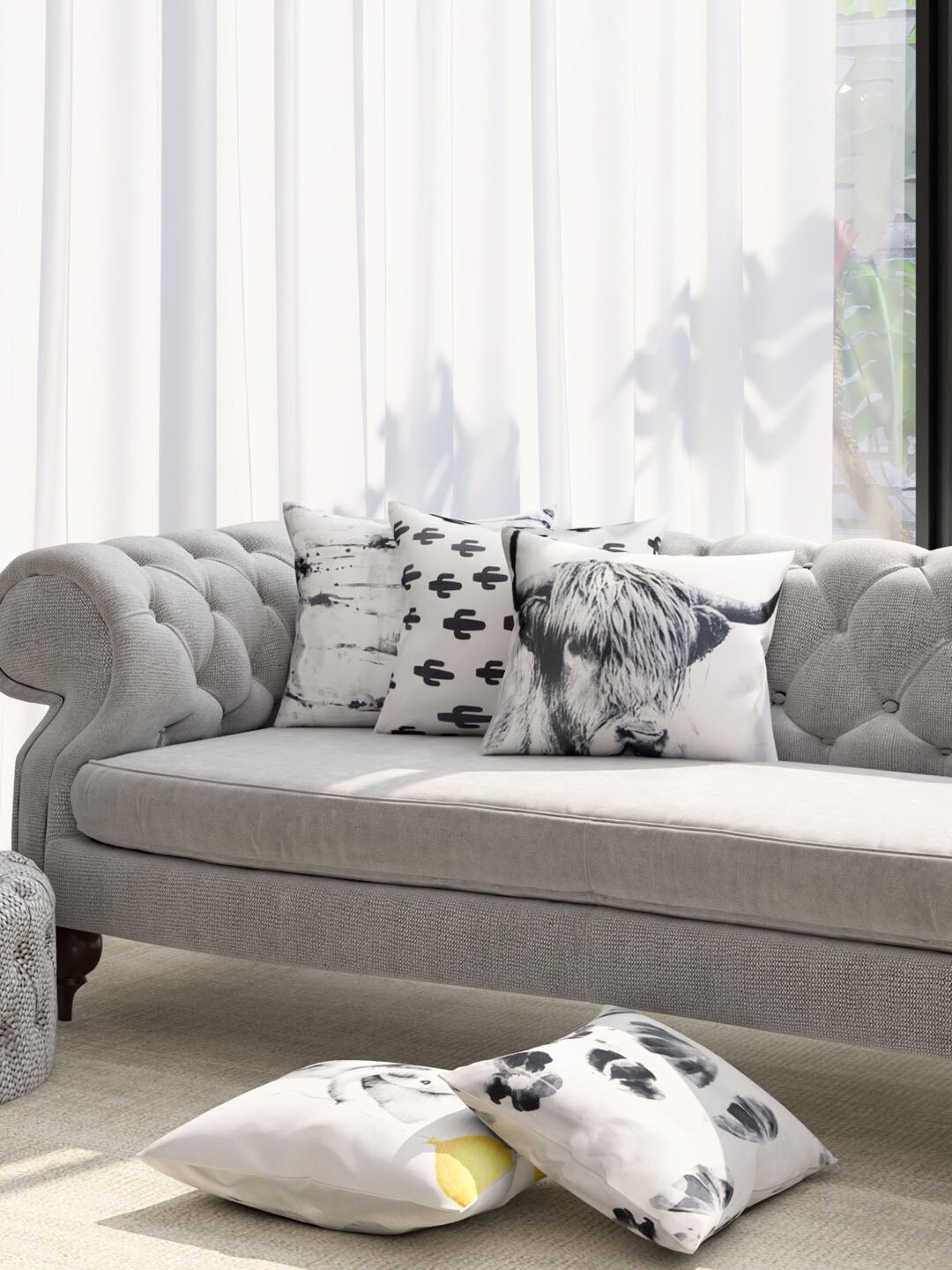

Niamh by Tag 7 White & Black Set of 5 Printed Square Cushion Covers