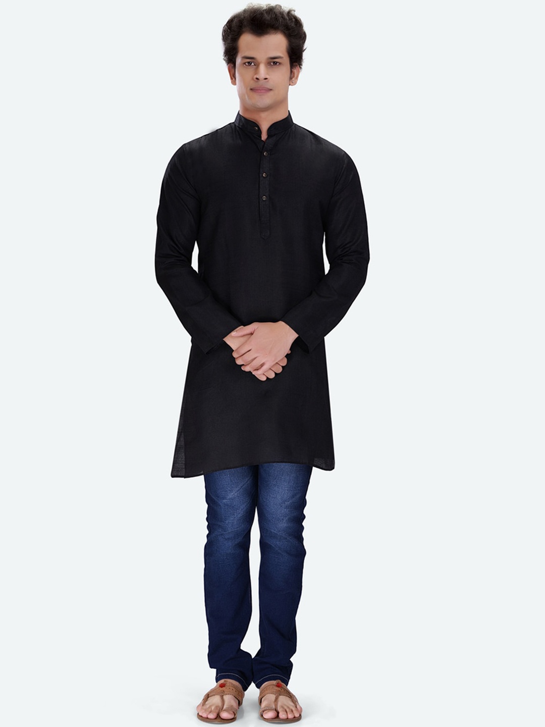 

RG DESIGNERS Men Black Solid Kurta