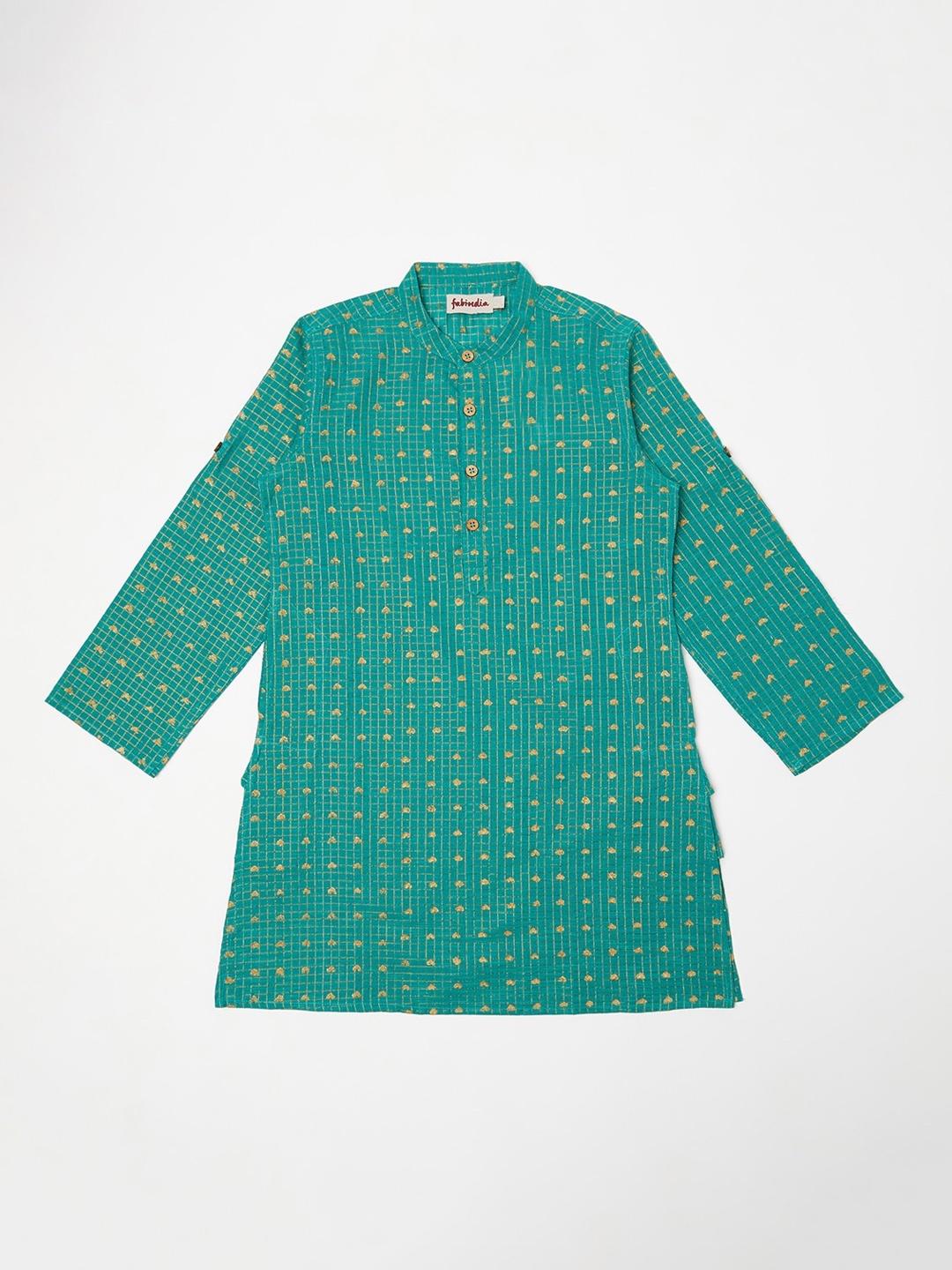 

Fabindia Boys Green Geometric Flared Sleeves Thread Work Kurta