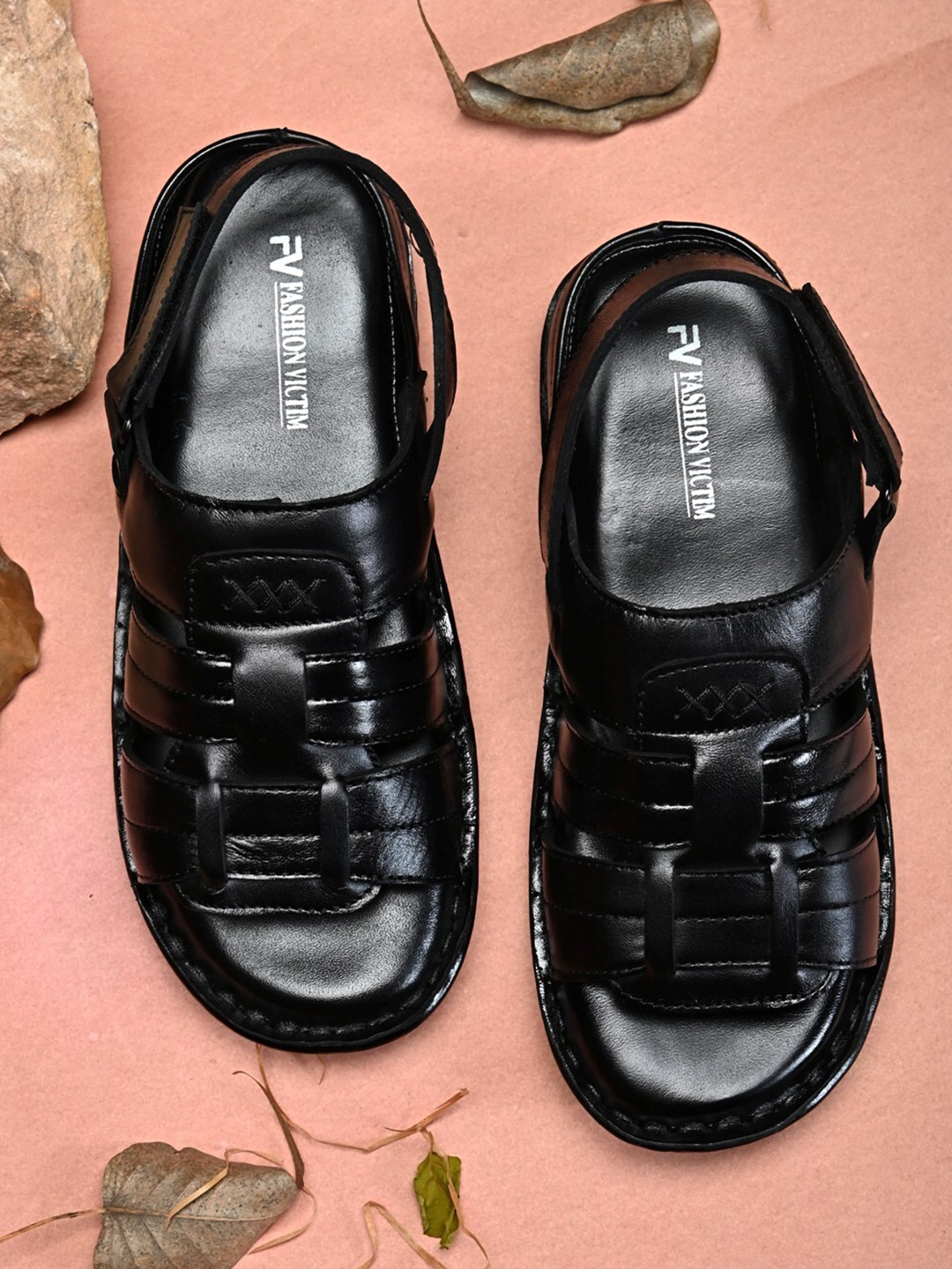 

Fashion Victim Men Black Leather Shoe-Style Sandals