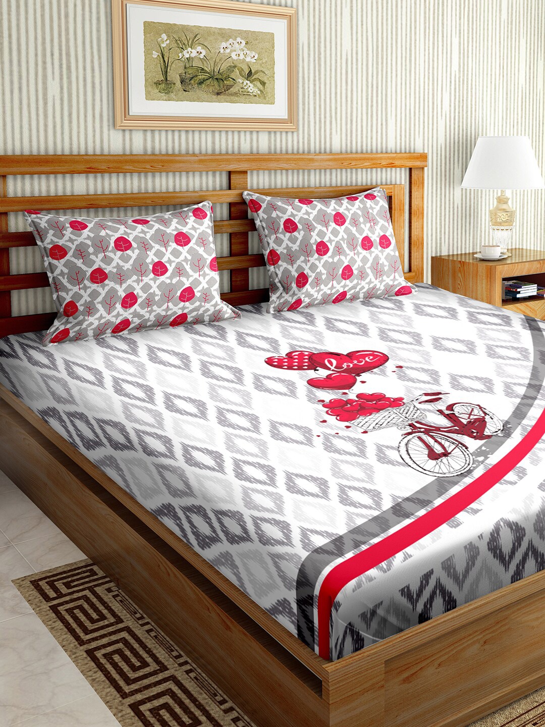 

BELLA CASA Grey & White Graphic 150 TC Cotton King Bedsheet with 2 Pillow Covers