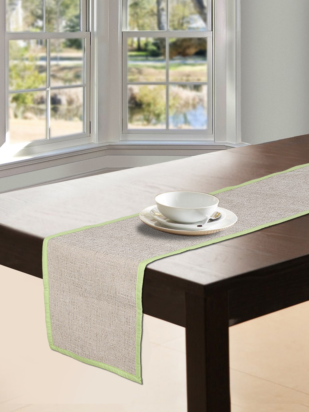 

S9home by Seasons Beige & Green Solid 6-Seater Table Runner