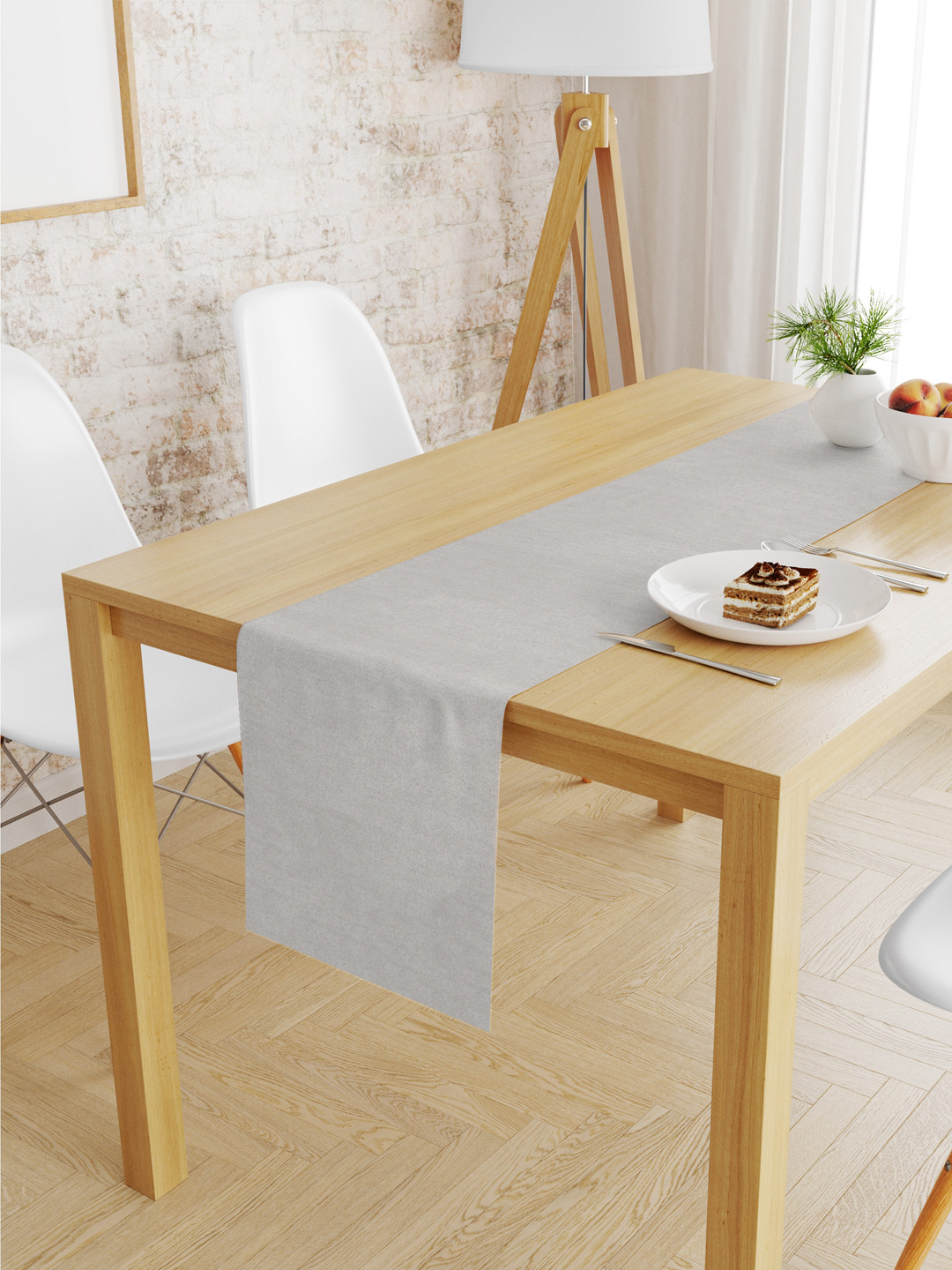 

S9home by Seasons Silver-Coloured Solid 6-Seater Premium Table Runner