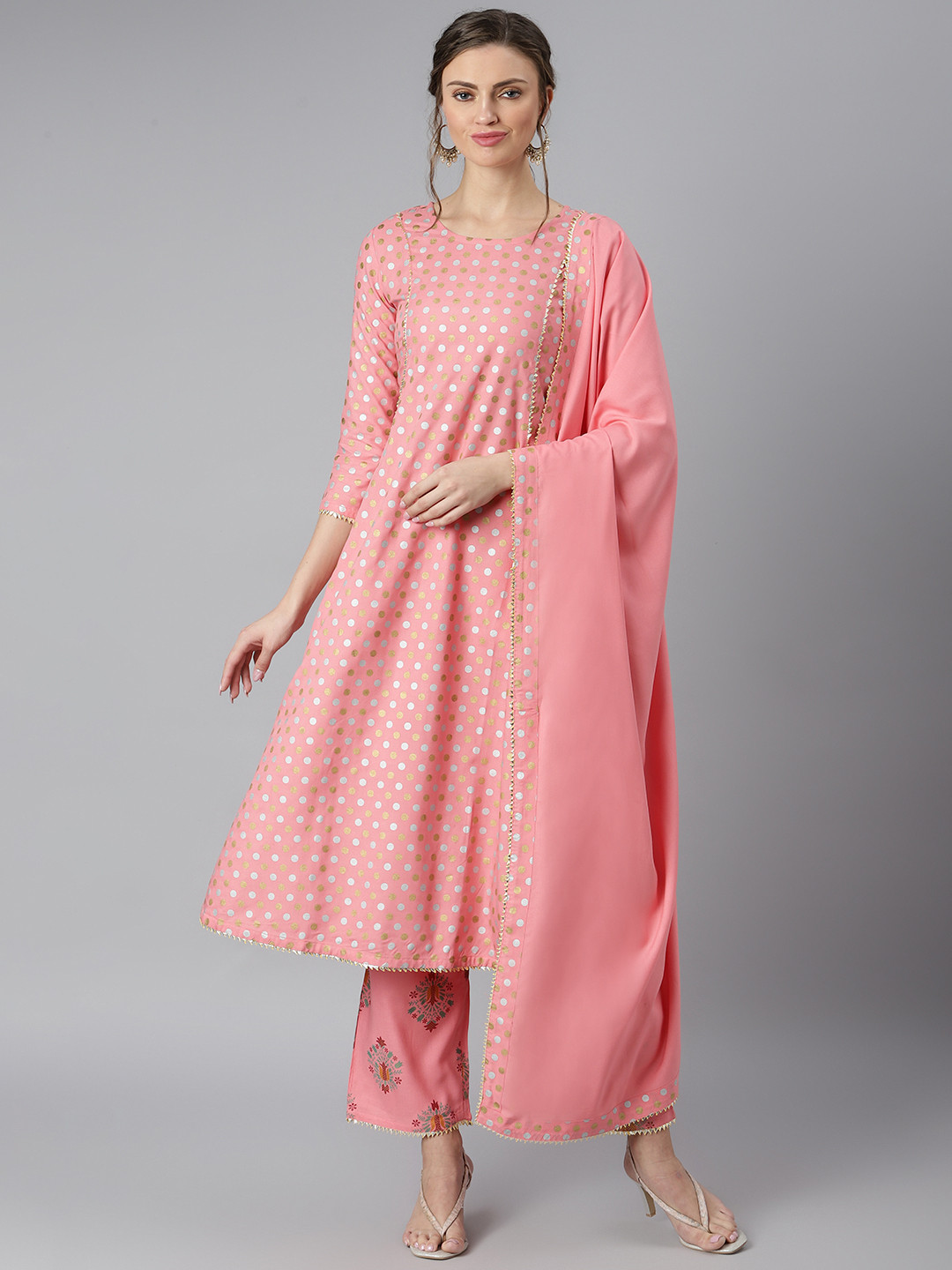 

Khushal K Women Pink Printed Panelled Gotta Patti Kurti with Trousers