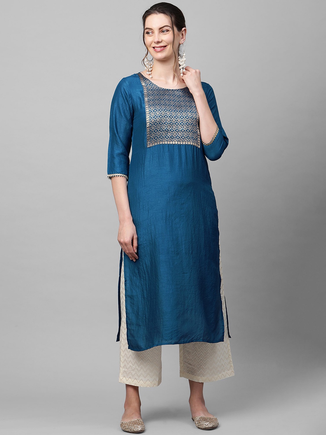 

Indo Era Women Blue & Gold-Toned Ethnic Motifs Yoke Design Flared Sleeves Gotta Patti Kurta