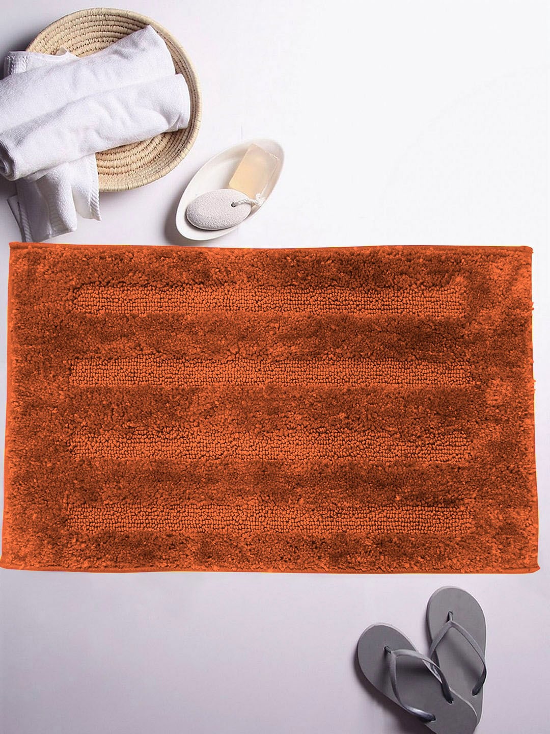 

LUXEHOME INTERNATIONAL Rust Brown Anti Skid Bath Rug